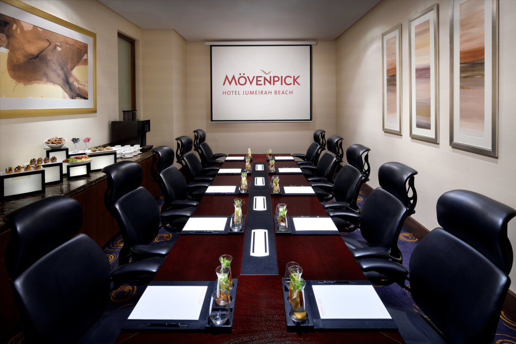 Movenpick Hotel Jumeirah Beach 12