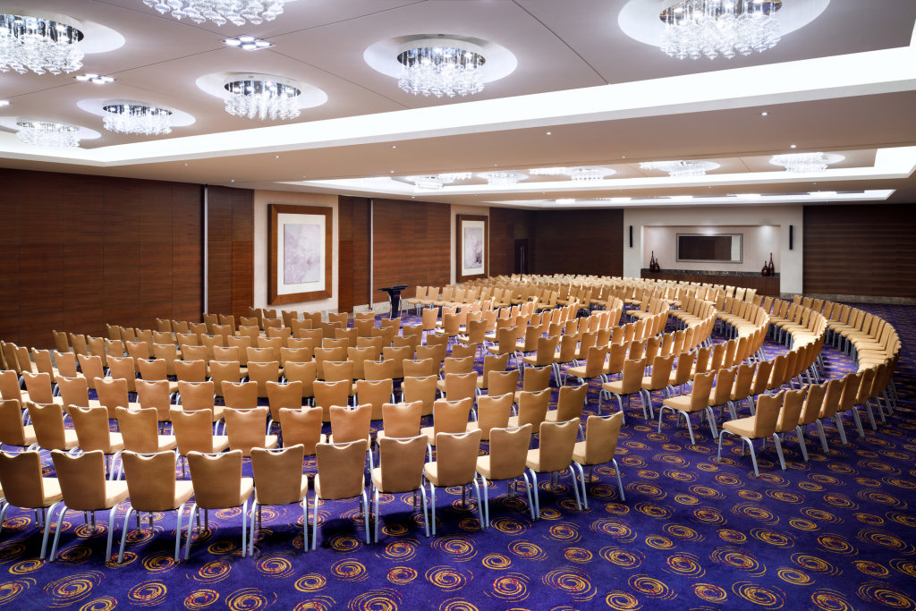 Movenpick Hotel Jumeirah Beach 15