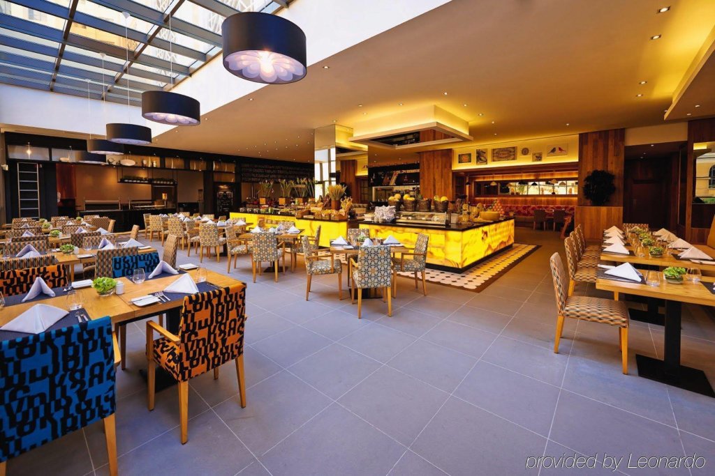 Movenpick Hotel Jumeirah Beach 6