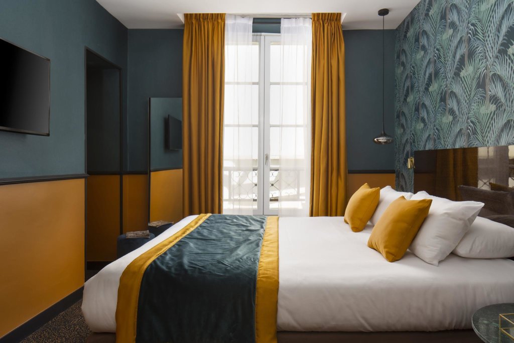 Le Rocroy Hotel Paris Gare du Nord 13