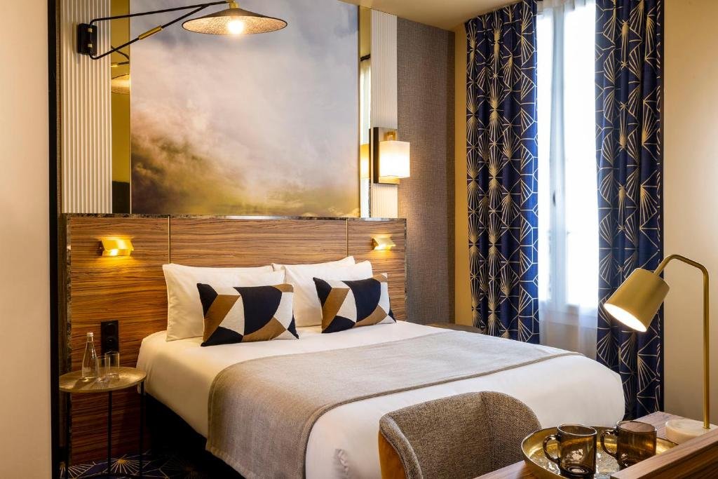 Le Rocroy Hotel Paris Gare du Nord 19