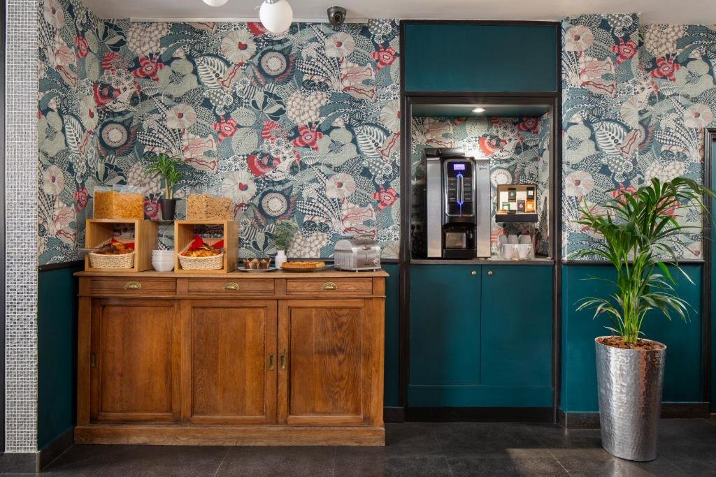Le Rocroy Hotel Paris Gare du Nord 7
