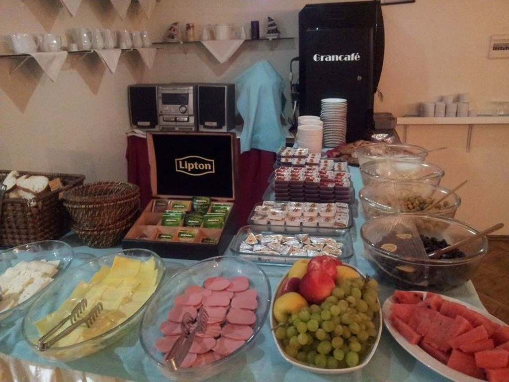 Grand Mark Hotel 10