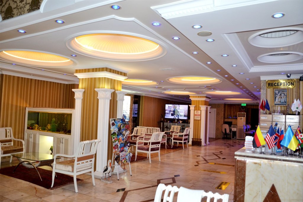 Grand Mark Hotel 13