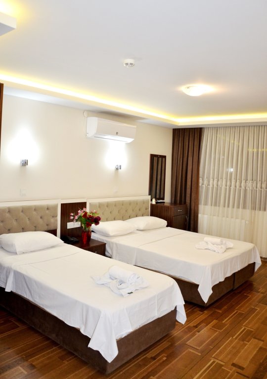 Grand Mark Hotel 24