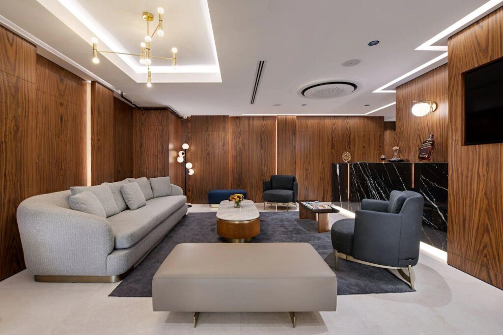 Gleam Collection Hotel 11