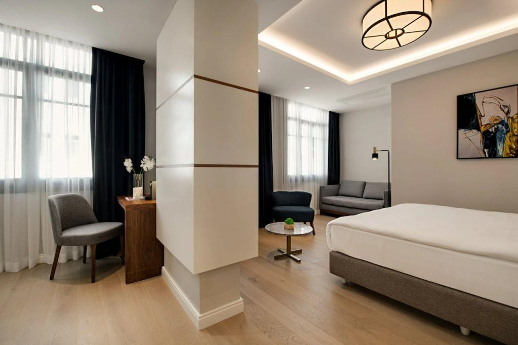 Gleam Collection Hotel 15