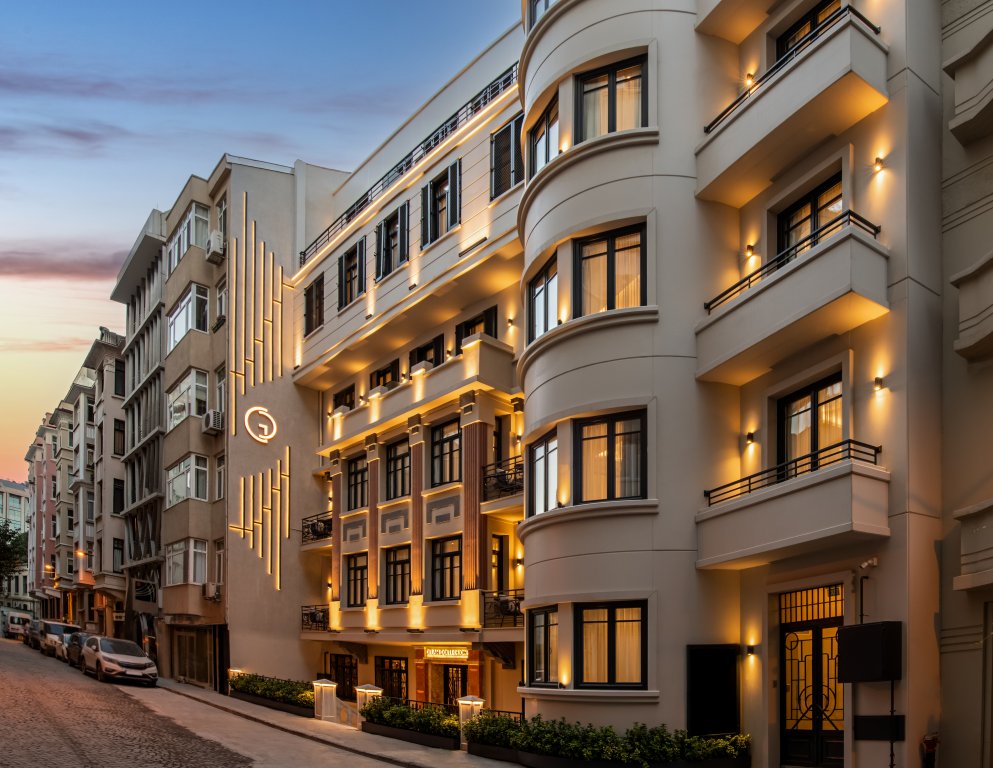 Gleam Collection Hotel 3