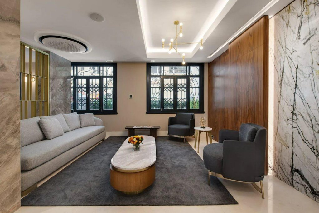 Gleam Collection Hotel 9