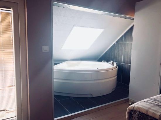 Neva Suite Hotel 7