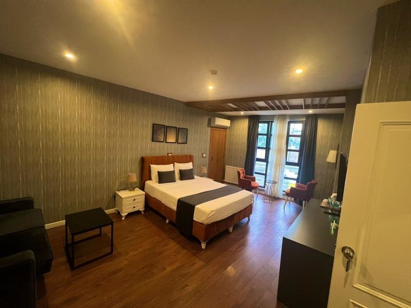 Beta Hotel 22