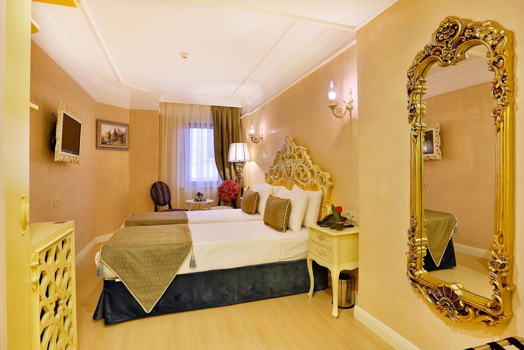 Edibe Sultan Hotel 16