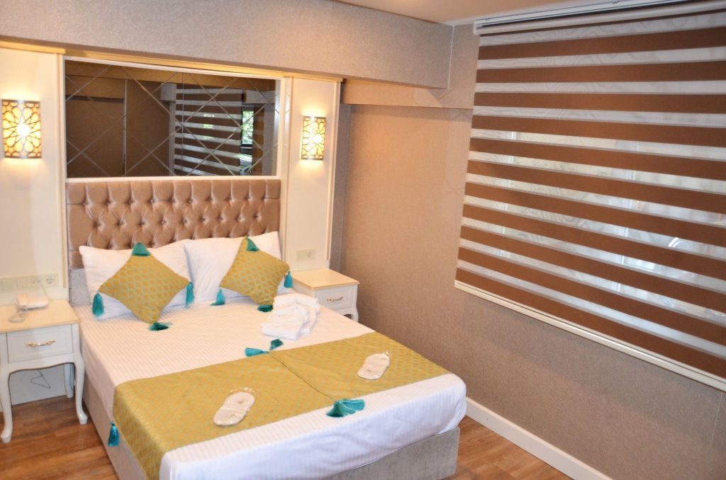 Sun Comfort Hotel 13