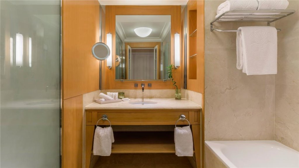 Kempinski Nile Hotel Cairo 7