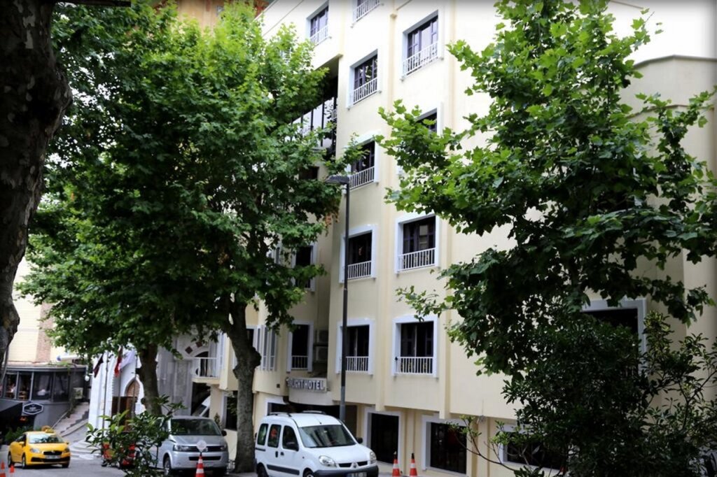 Sunlight Hotel 15
