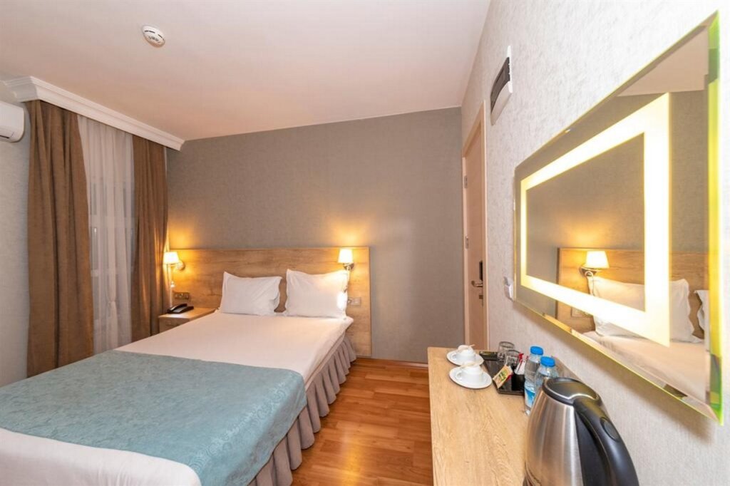 Sunlight Hotel 3