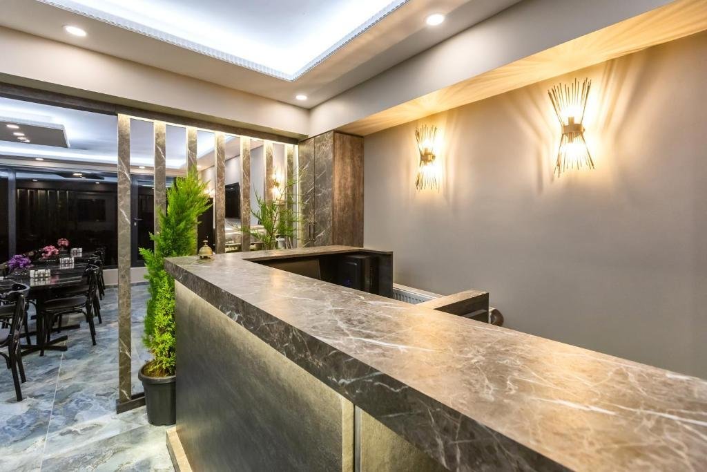 Ria Suites Hotel 10