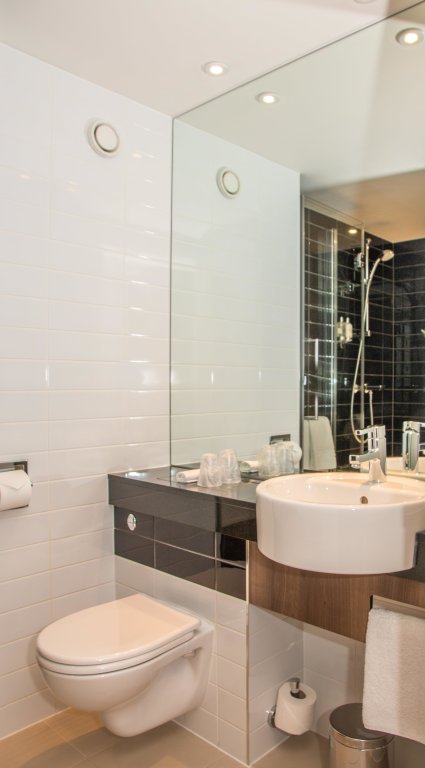 Holiday Inn Express London Heathrow T5, an IHG Hotel 19