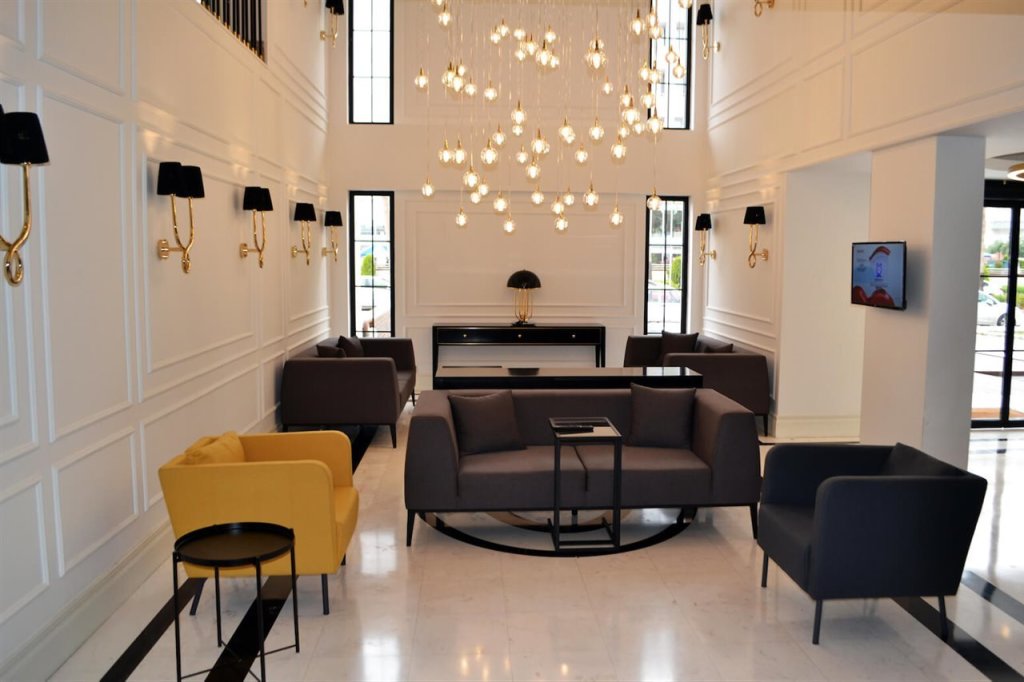 Pacco Hotel Spa 8