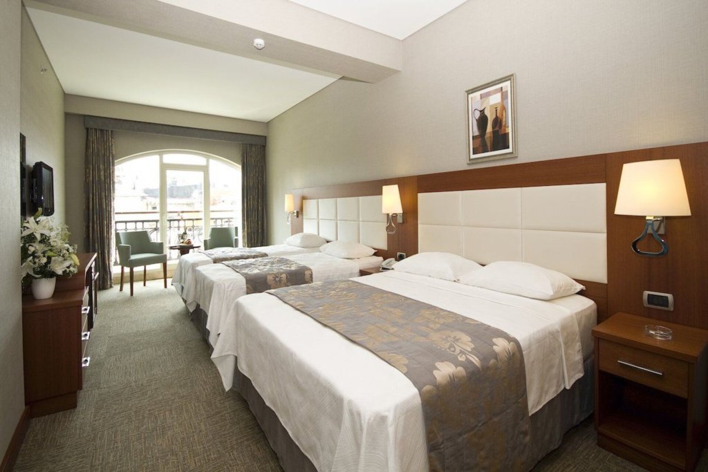 Innpera Hotel 7