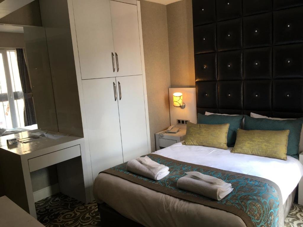 Taksim Line Hotel 4