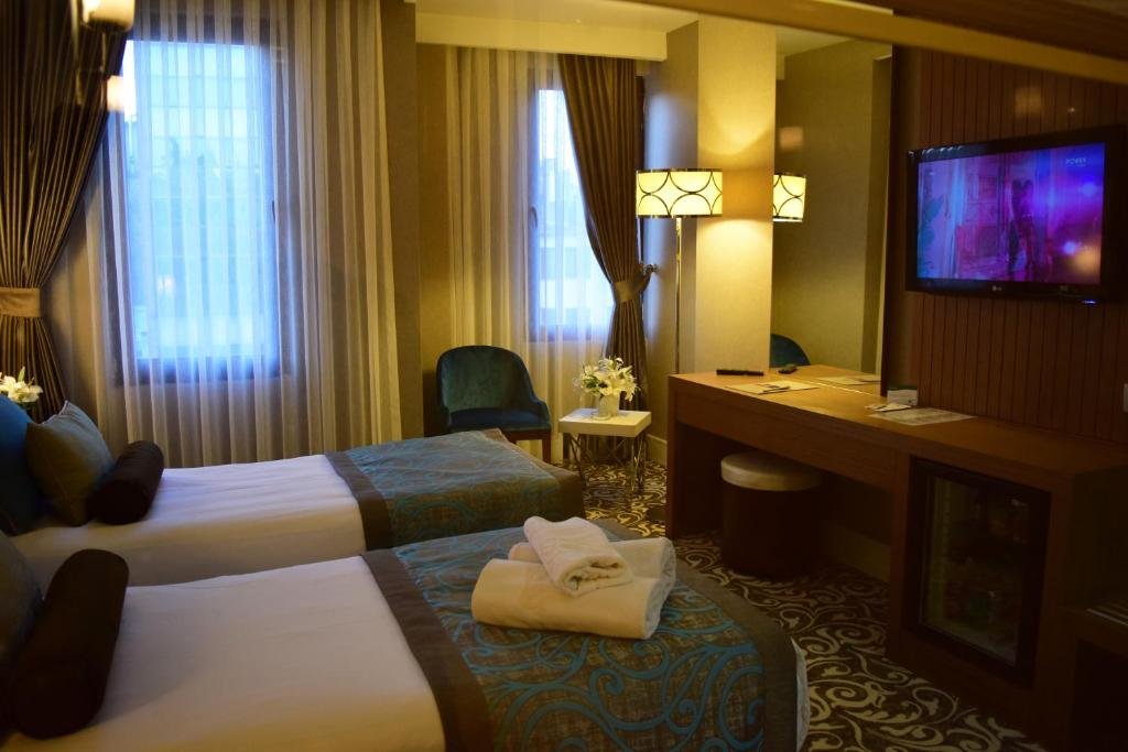 Taksim Line Hotel 8