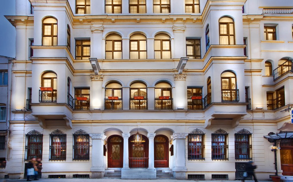 Amber Hotel - Special Class 2