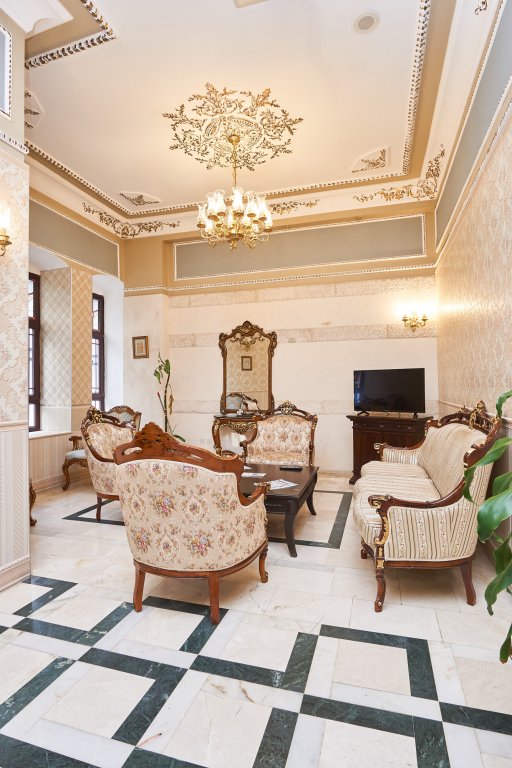 Amber Hotel - Special Class 7
