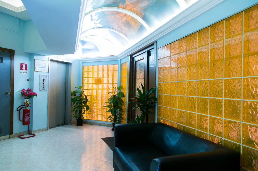 Hotel Altavilla 9 11