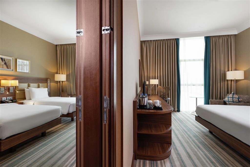 Hilton Garden Inn Dubai Al Muraqabat 15