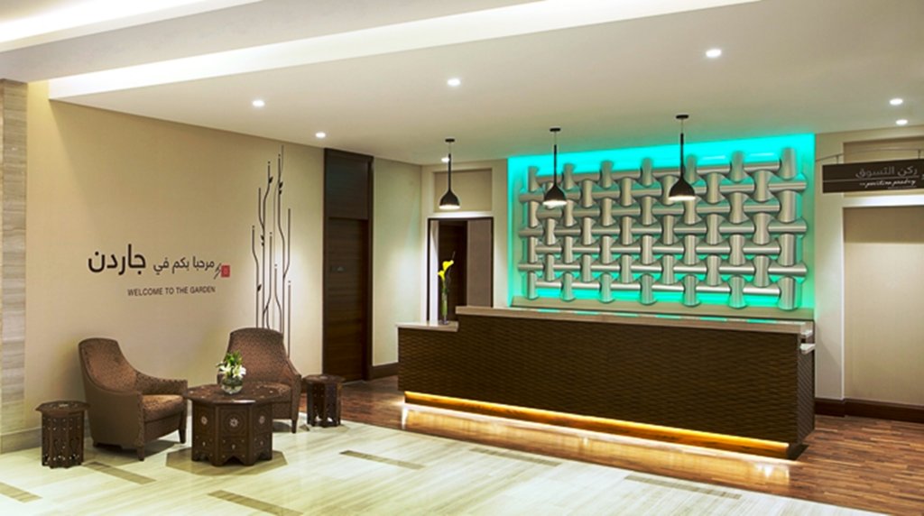 Hilton Garden Inn Dubai Al Muraqabat 2