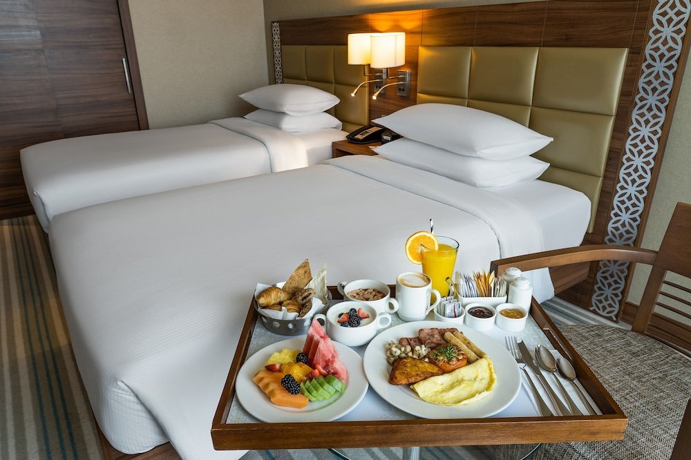 Hilton Garden Inn Dubai Al Muraqabat 7