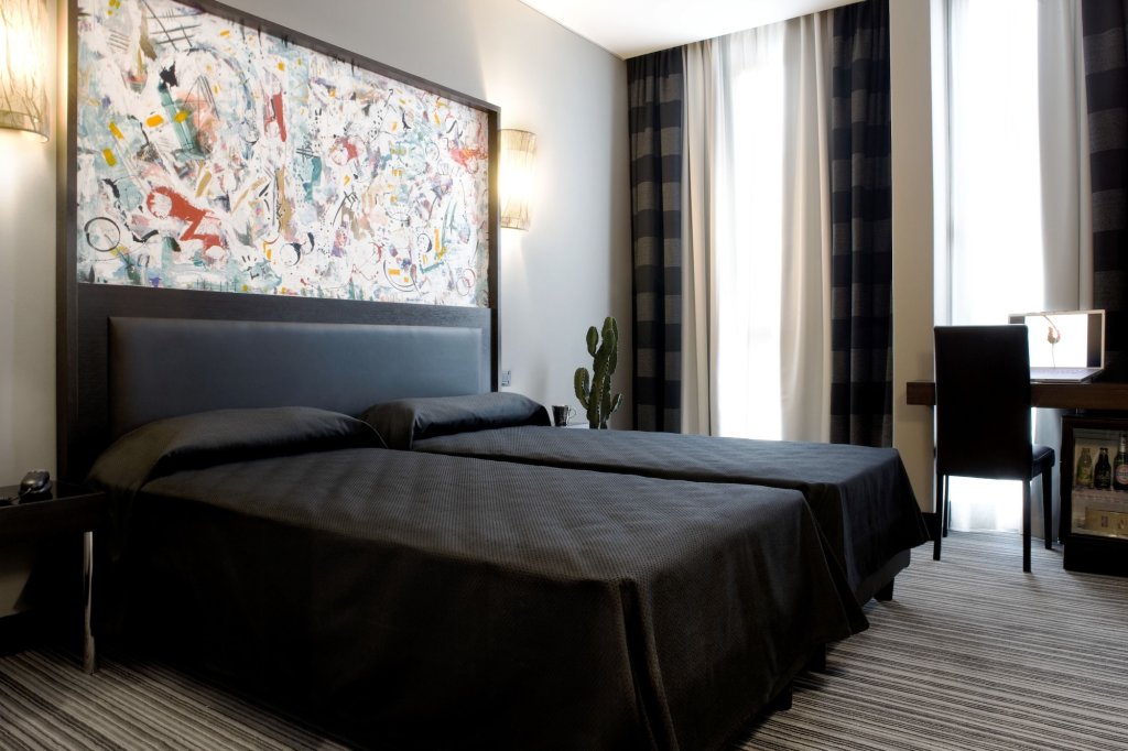 Twentyone Hotel 5