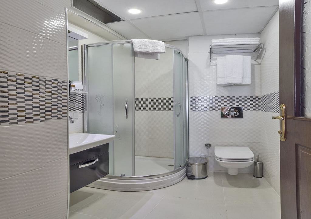 Raimond Hotel 17