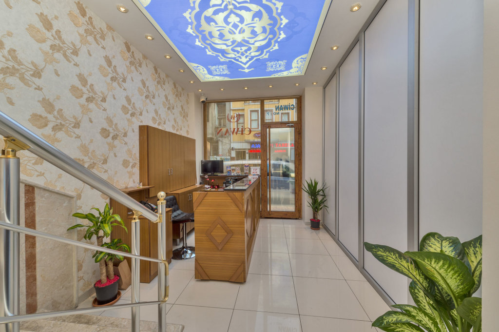 Raimond Hotel 9