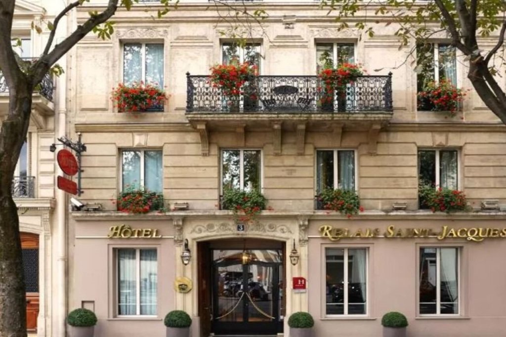 Hôtel Relais Saint Jacques 11