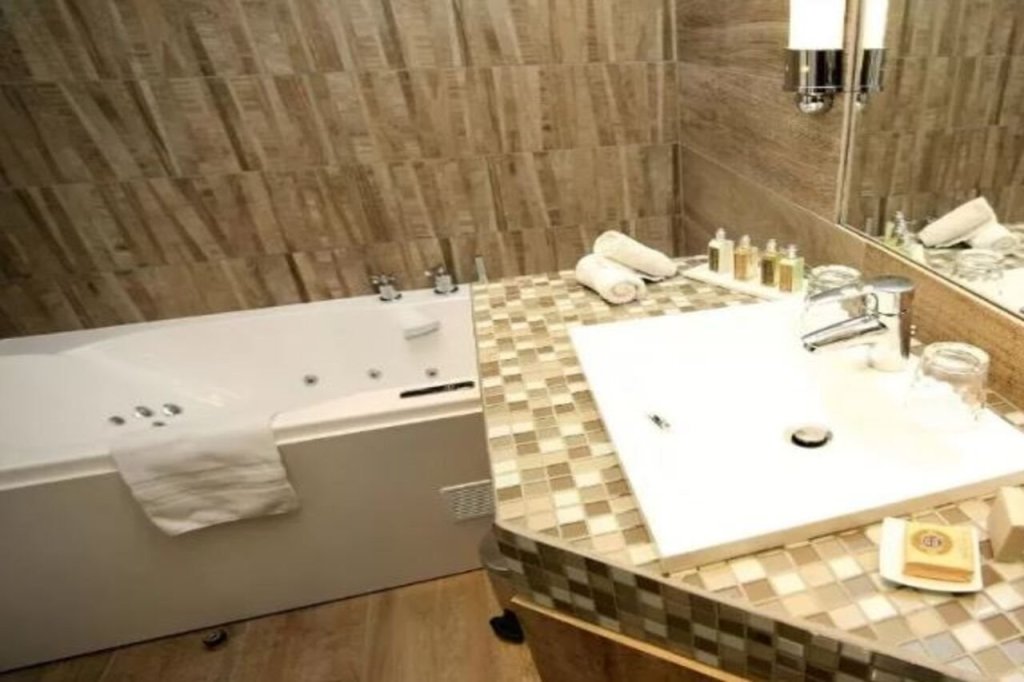 Hôtel Relais Saint Jacques 12