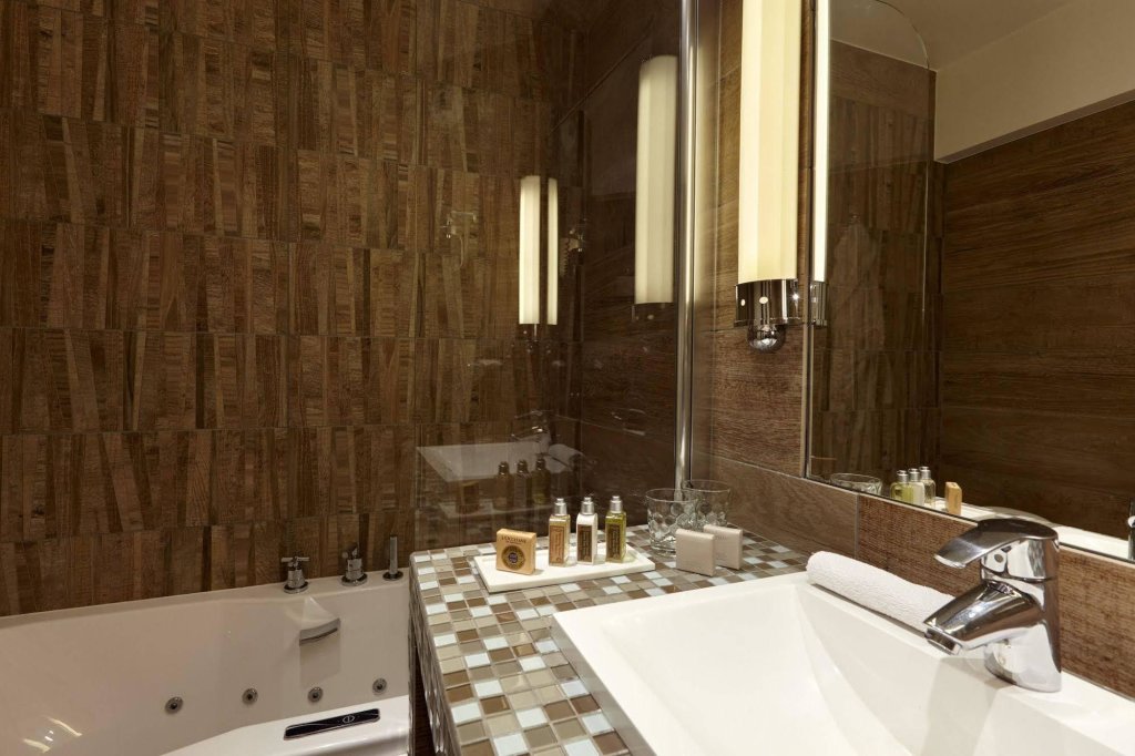 Hôtel Relais Saint Jacques 21