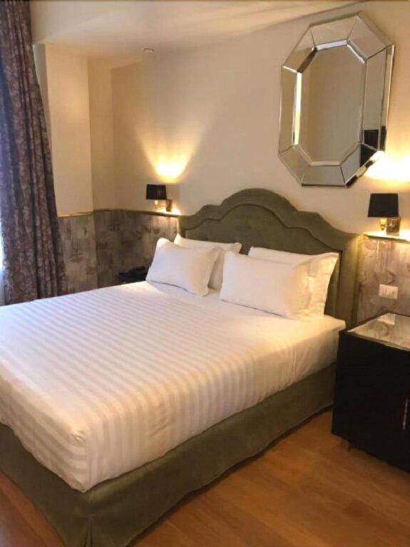 The Talent Hotel 4