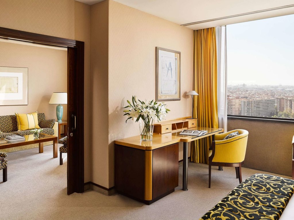 Fairmont Barcelona Rey Juan Carlos I 8