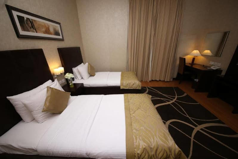 Tulip Creek Hotel Apartments 15