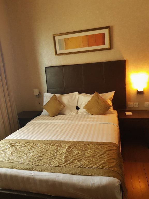 Tulip Creek Hotel Apartments 19