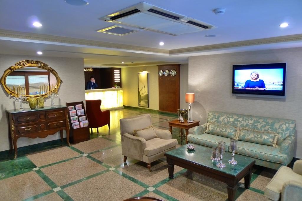 Titanic Comfort Sisli 15