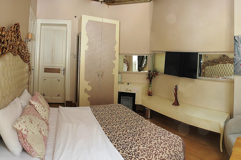 Ragıp Pasha Apartments 13