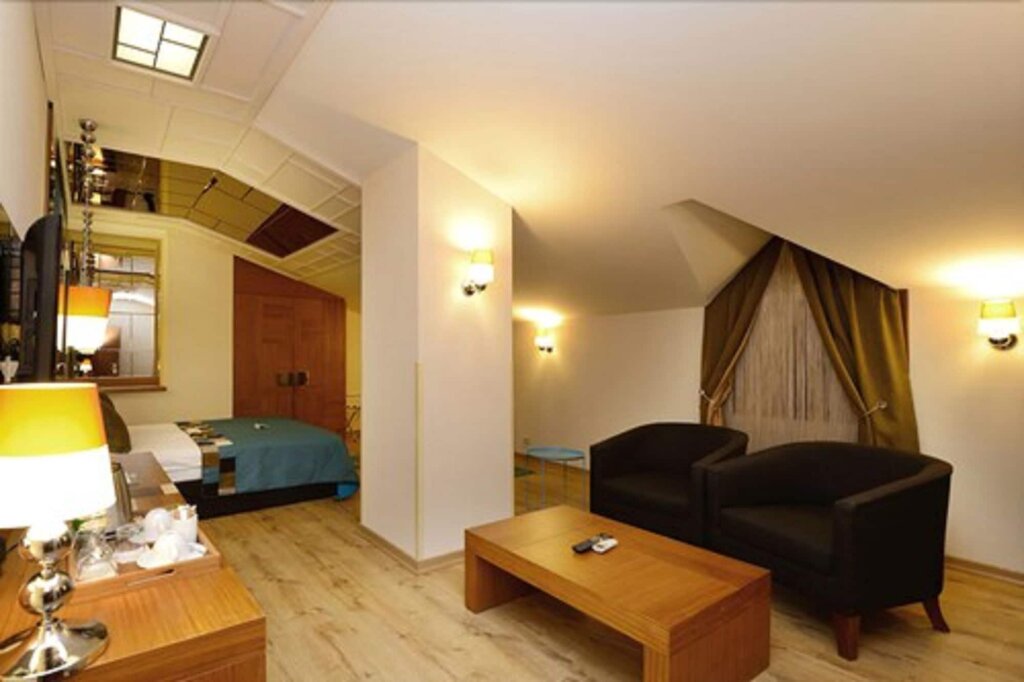 Collage Pera Hotel - Special Class 24