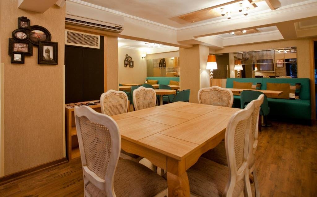 Collage Pera Hotel - Special Class 6