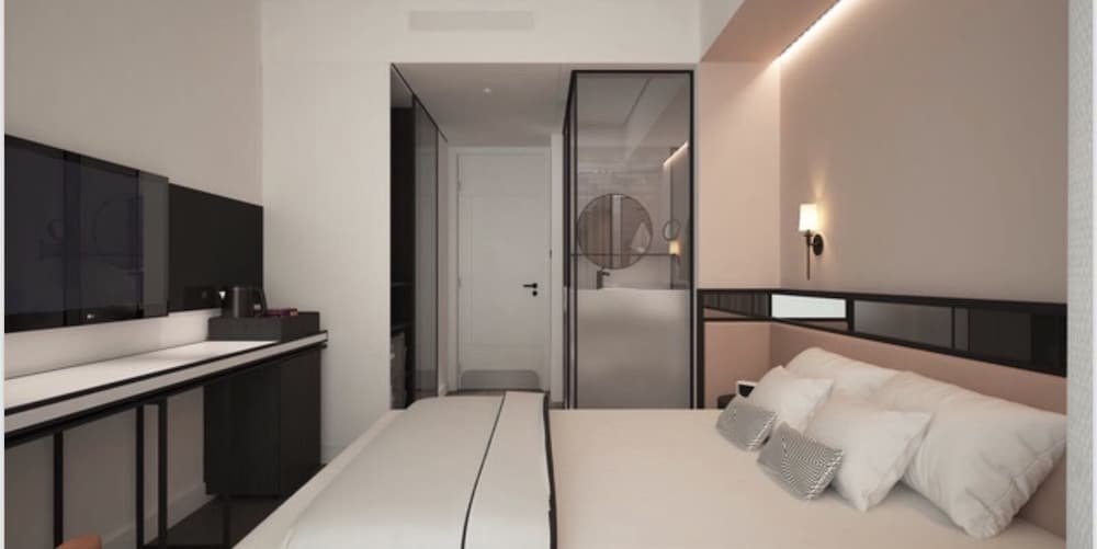 The Westist Hotel & Spa 4