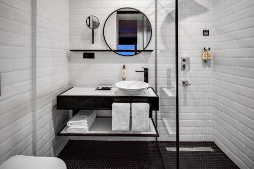 The Westist Hotel & Spa 8