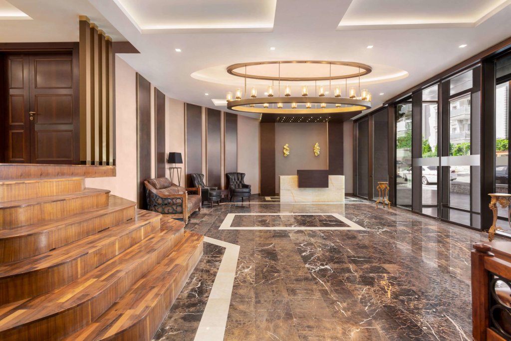 Days Hotel by Wyndham Istanbul Maltepe 12