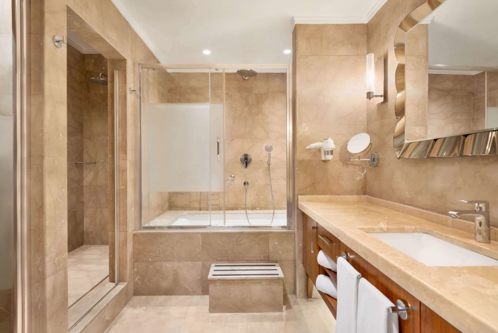Days Hotel by Wyndham Istanbul Maltepe 13